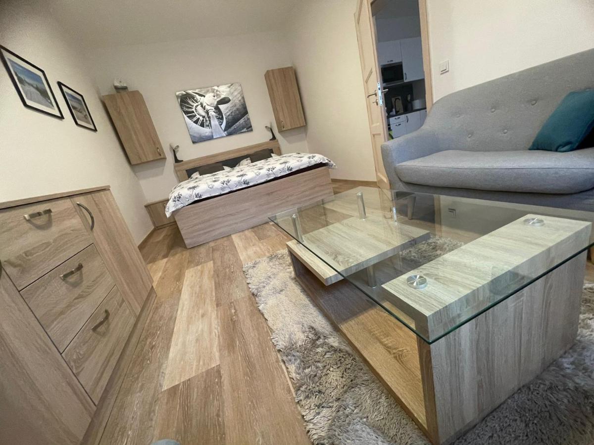 Rocky Apartment 로끼뜨니쩨나드이제로우 외부 사진