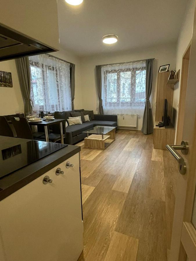 Rocky Apartment 로끼뜨니쩨나드이제로우 외부 사진